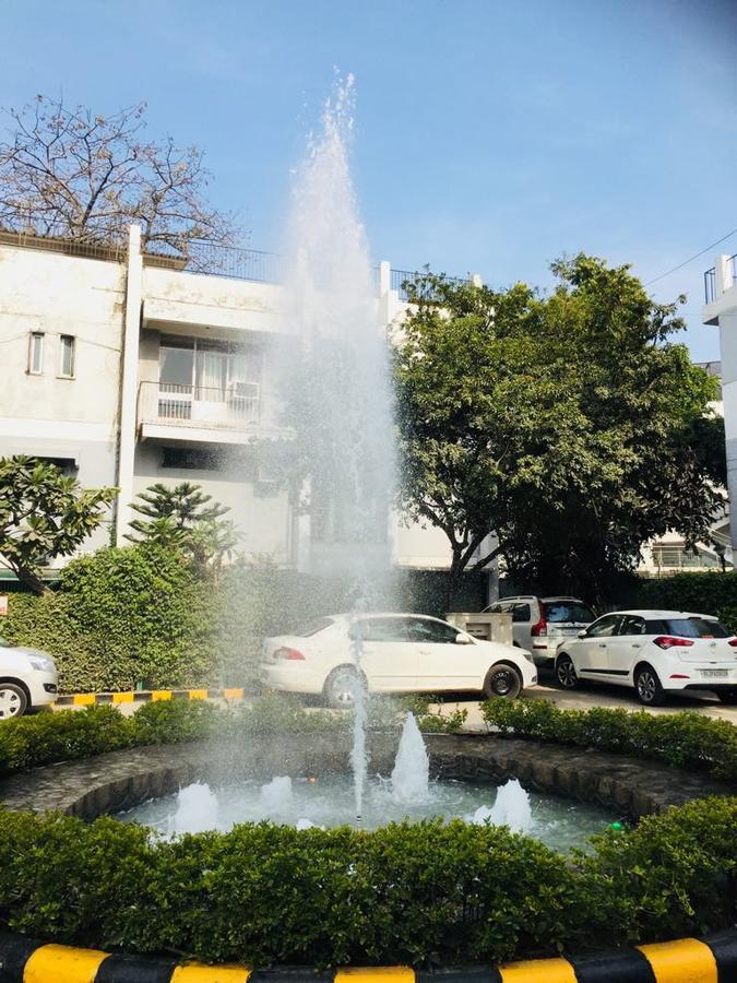Homestay Chateau 39 นิวเดลี ภายนอก รูปภาพ